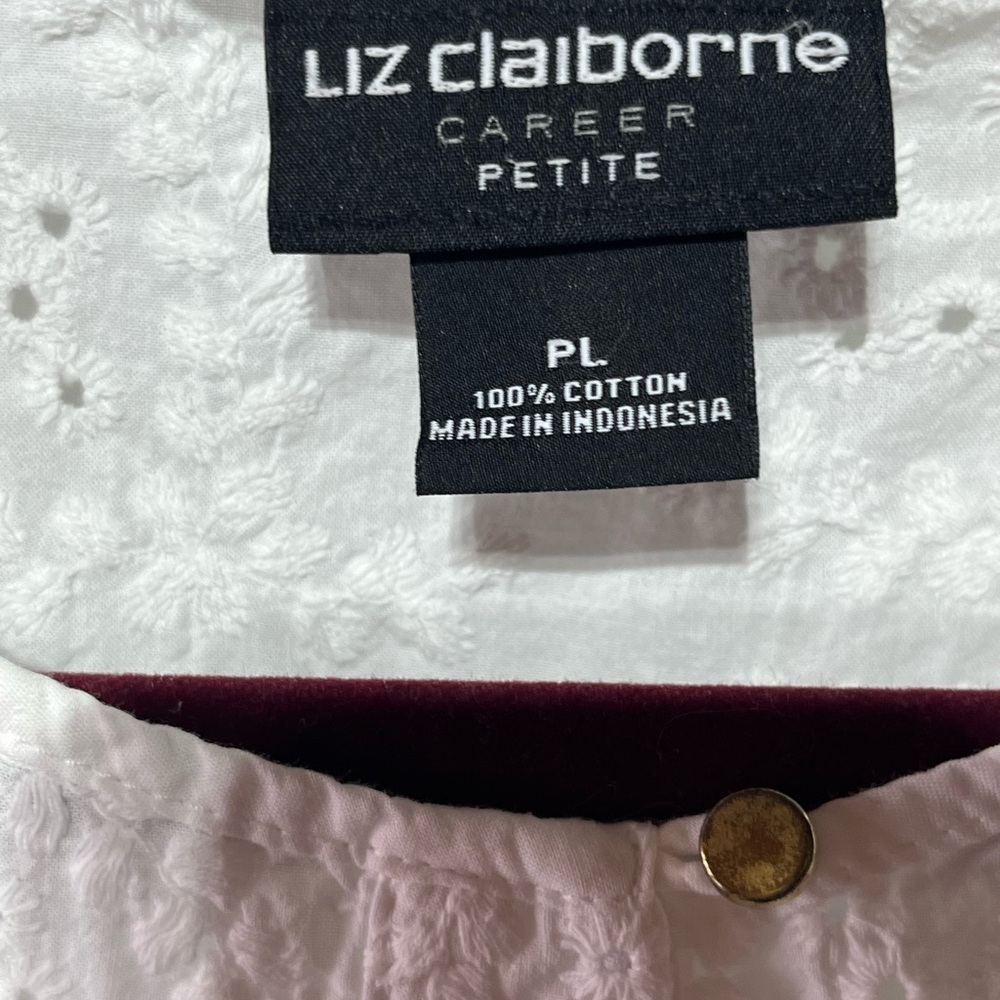 LIZ CLAIBORNE CAREER PETITE CROP TOP WOMEN P/L WHITE EYELET FEMININE DELICATE - Picture 3 of 9